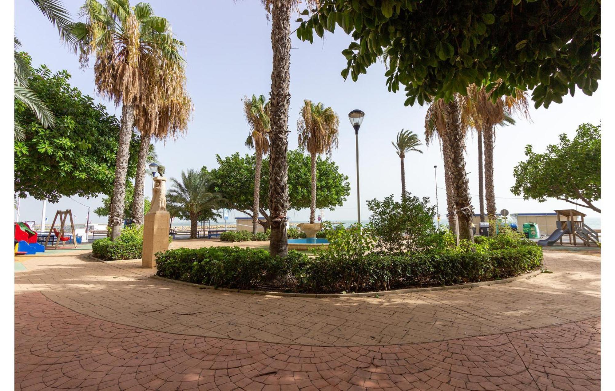 Lovely Apartment In Santa Pola With Kitchen Exterior photo