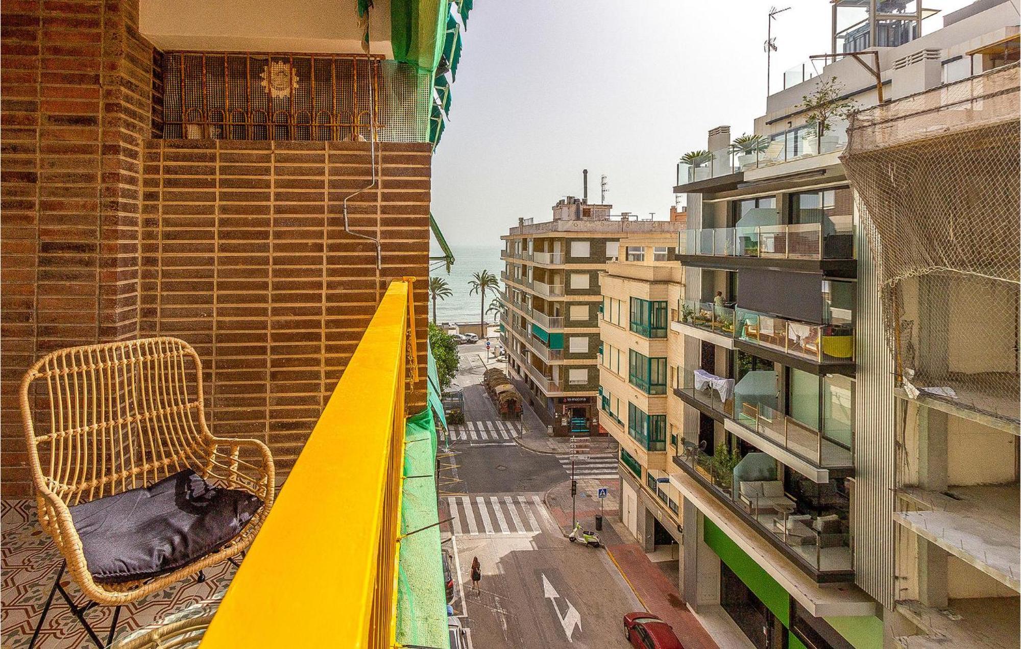 Lovely Apartment In Santa Pola With Kitchen Exterior photo